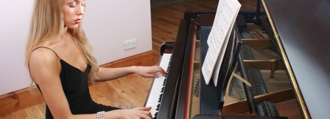 PIANO LESSONS FOR P4-P7